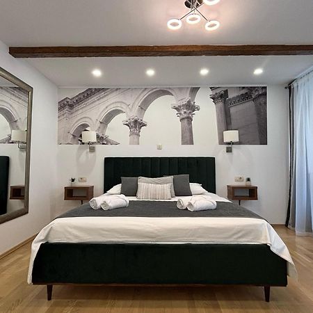 Palace Luxury Room Split Bagian luar foto