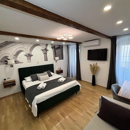 Palace Luxury Room Split Bagian luar foto