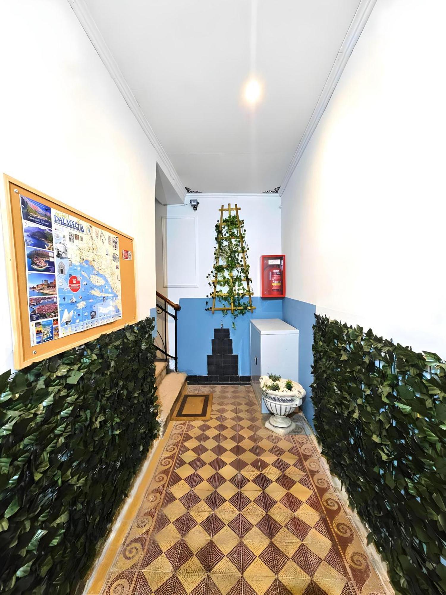 Palace Luxury Room Split Bagian luar foto