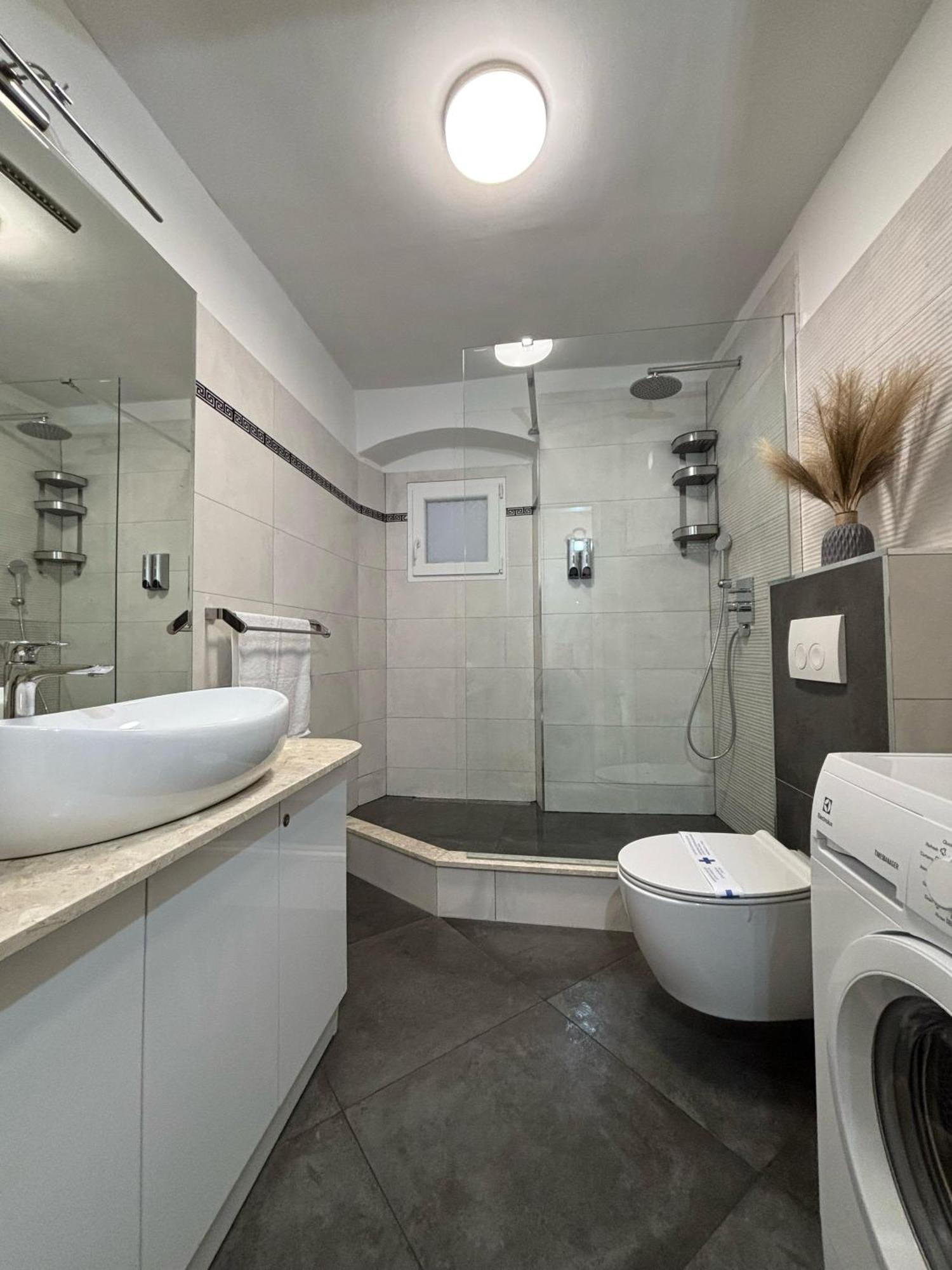 Palace Luxury Room Split Bagian luar foto